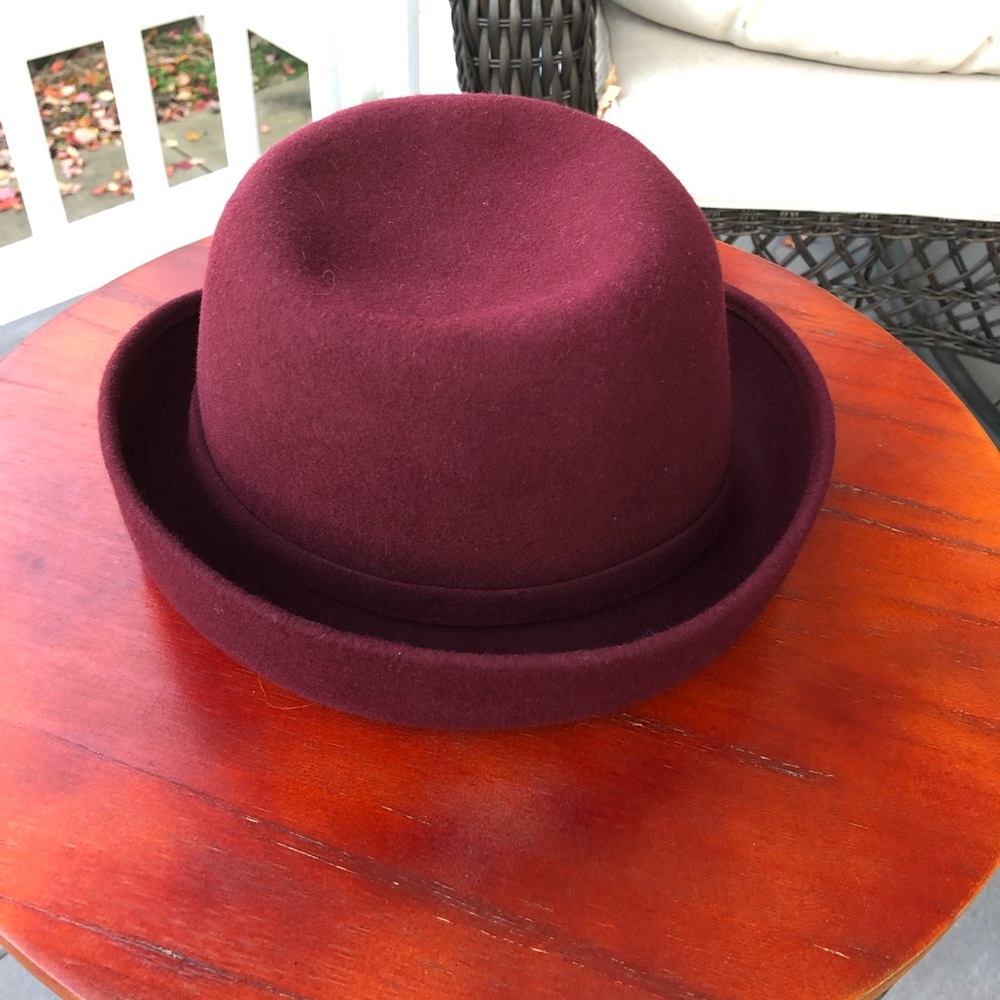 Amanda Smith Burgundy 100% Wool Hat - Picture 2 of 4